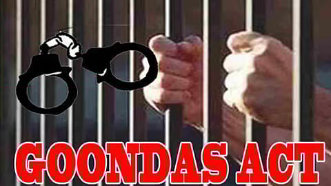 கள்ளக்குறிச்சியில் விஷச்சாராயம் விற்ற 5 பேர் குண்டர் சட்டத்தில் அதிரடி கைது ! 