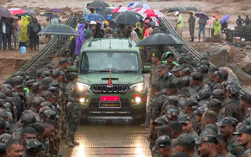 வயநாடு நிலச்சரிவு - இரண்டாவது நாளாக பார்வையிடுகிறார் ராகுல் காந்தி!