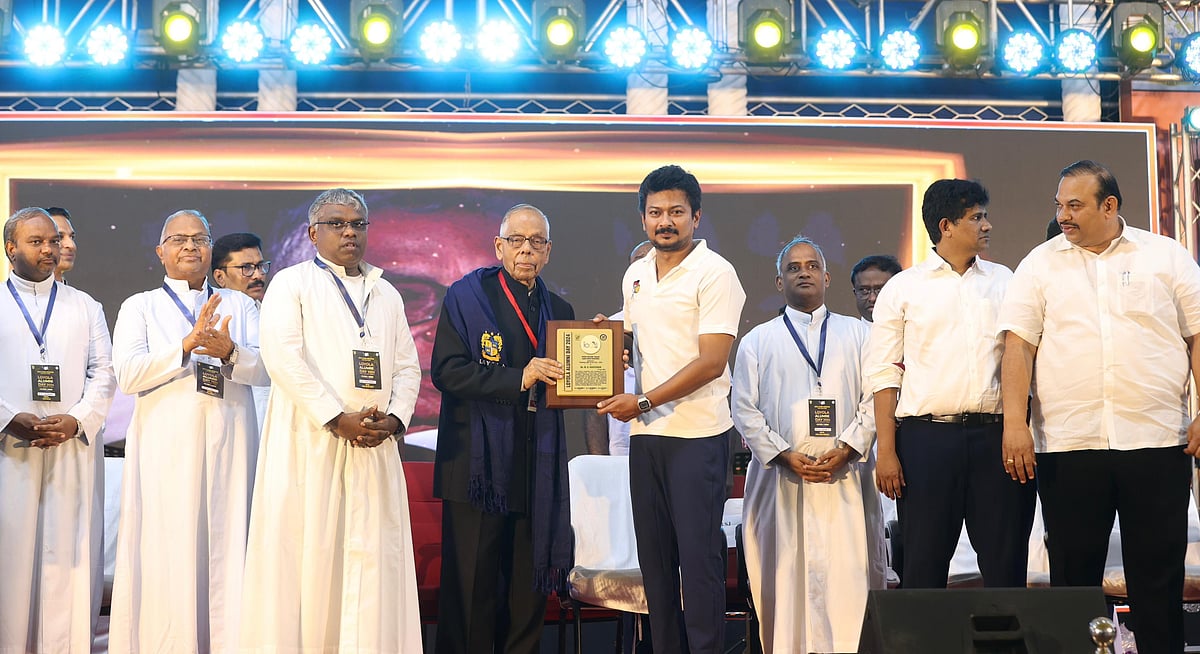 “கல்லூரி தேர்தலில் நிற்க கூடாது என்றார்கள்” - லயோலா கல்லூரி நினைவுகளை பகிர்ந்த அமைசர் உதயநிதி!