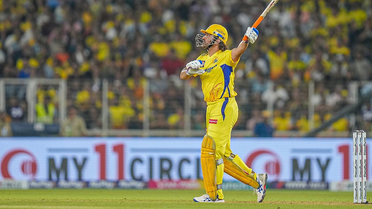 அடுத்த ஐபிஎல் தொடரில் விளையாடுவீர்களா ? - வைரலாகும் தோனியின் பதில் !