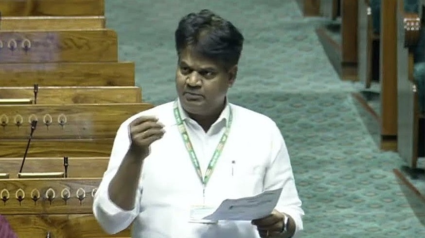 ”இட ஒதுக்கீட்டுக் கொள்கையை சிதைக்கும் ரயில்வே தேர்வு வாரியம்”: மக்களவையில் கலாநிதி வீராசாமி குற்றச்சாட்டு