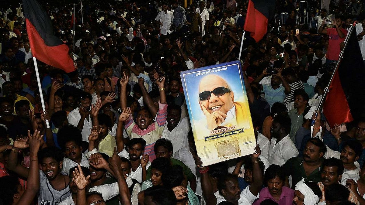 ”நுழைவுத் தேர்வு ரத்தும்,கல்விக்கடனும், எனது வாழ்வை மாற்றியவர் கலைஞர்”: முதல் தலைமுறை பட்டதாரியின் பதிவு!