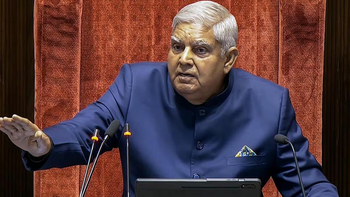 மல்லிகார்ஜூன கார்கே மீது பாஜக MP அவதூறு பேச்சு : கை கட்டி வேடிக்கை பார்க்கும் ஜக்தீப் தன்கர்!