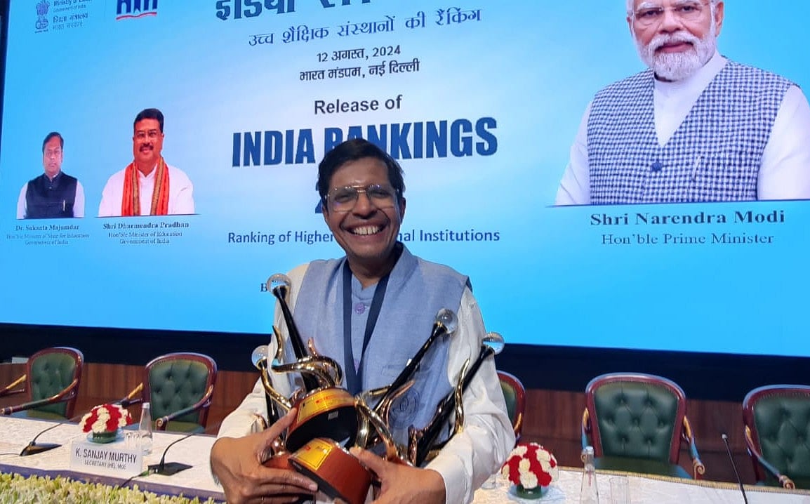 “இதுதான் சென்னை ஐஐடியின் வெற்றிக்கு காரணம்...” - ஐஐடி இயக்குனர் காமகோடி நெகிழ்ச்சி !