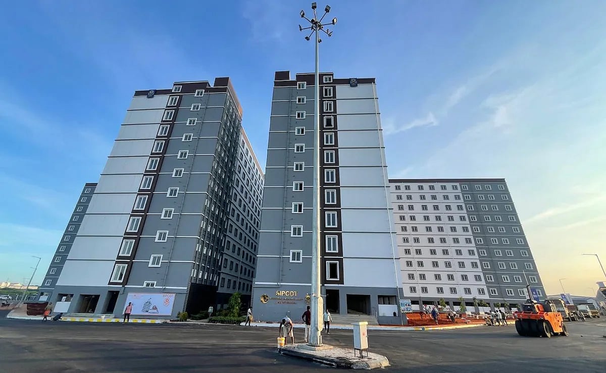 18,720 பெண் பணியாளர்களுக்காக... இந்தியாவிலேயே முதல்முறை... பிரம்மாண்ட தங்கும் விடுதி திறப்பு !