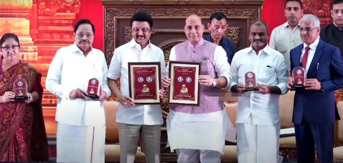 ‘தமிழ் வெல்லும்’ - கலைஞர் உருவம் பொறித்த ரூ.100 நாணயத்தை வெளியிட்டார் ஒன்றிய அமைச்சர் !