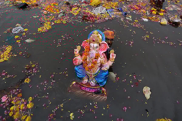விநாயகர் சதுர்த்தி : விநாயகர் சிலைகளை நீர் நிலைகளில் கரைப்பதற்கான வழிமுறைகள் வெளியீடு !