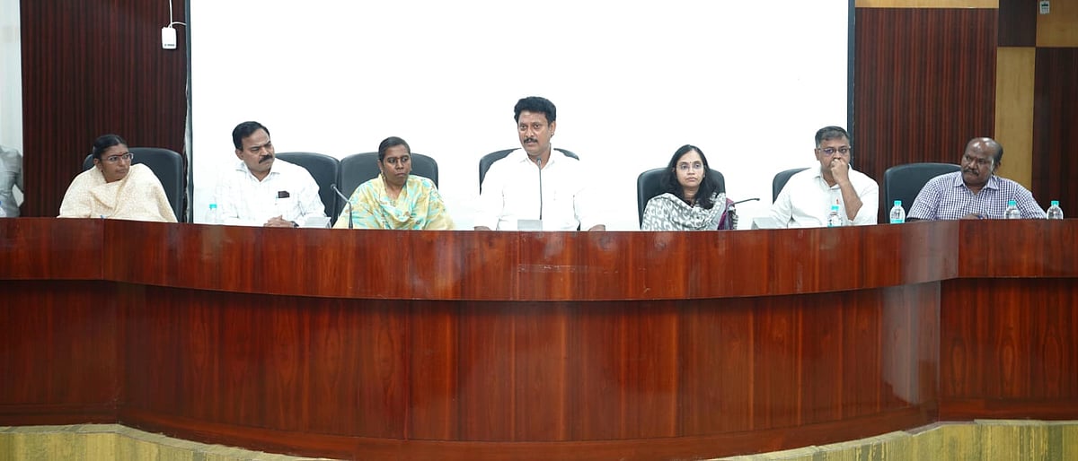 “தவறுகளை மூடி மறைக்காதீர்கள்” - பள்ளி நிர்வாகத்துக்கு அமைச்சர் அன்பில் மகேஸ் அறிவுறுத்தல்!