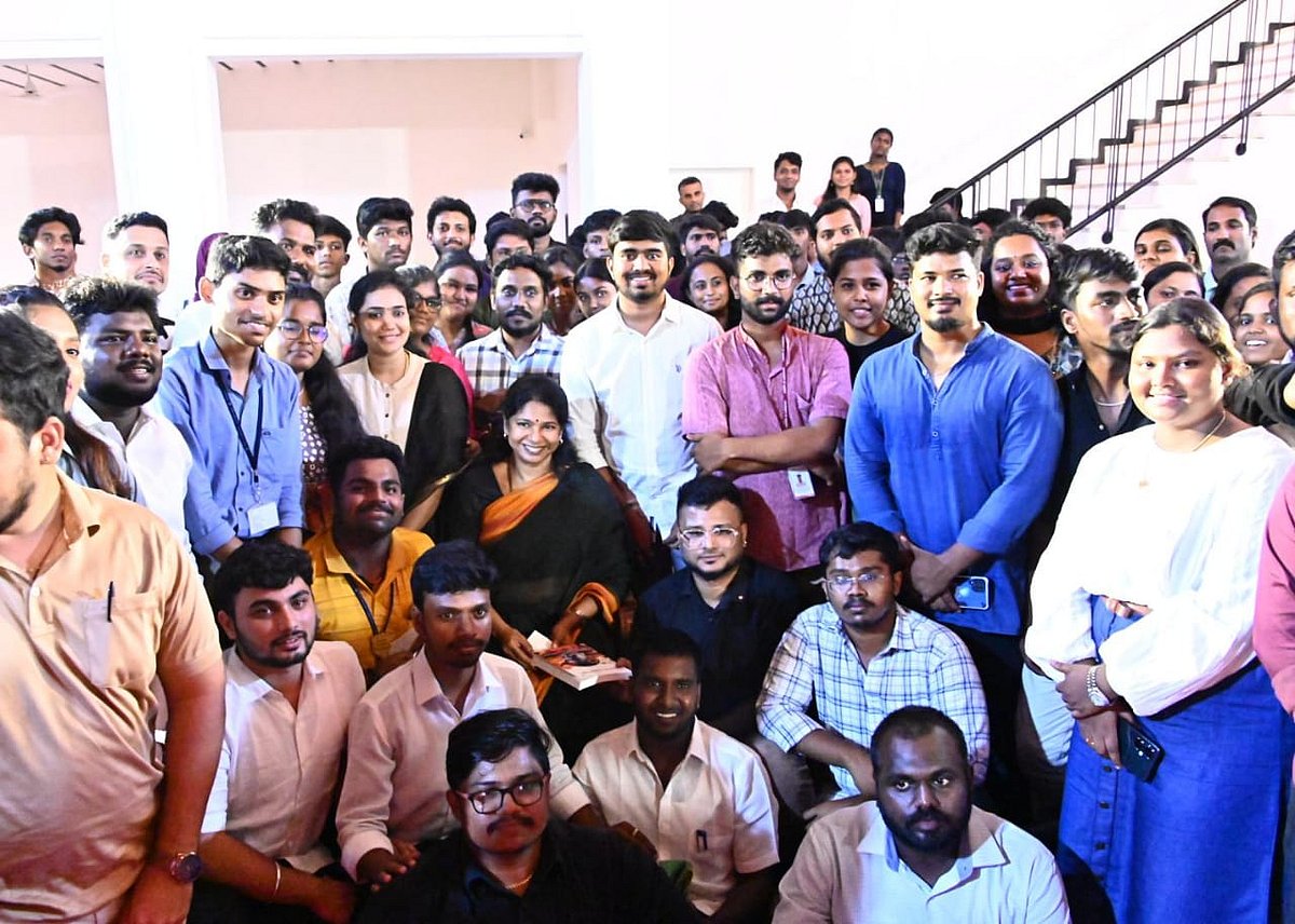 “விமர்சனங்களுக்கு செயல்கள் மூலம் பதிலளிக்க வேண்டும்!” : இளைஞர்களிடையே கனிமொழி எம்.பி கலந்துரையாடல்!