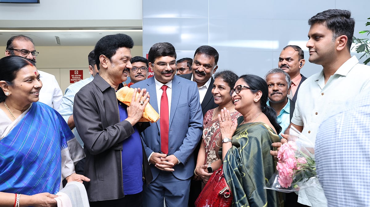 தாயுமானவராய், தந்தையுமானவராய் காட்சி தருகிறார் முதலமைச்சர் மு.க.ஸ்டாலின் - முரசொலி புகழாரம் !