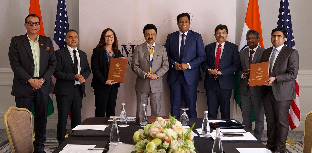 முதல் நாளிலேயே குவிந்த முதலீடுகள் : உலகின் முன்னணி தொழில் நிறுவனங்களுடன் ஒப்பந்தங்கள் - முழு விவரம்!