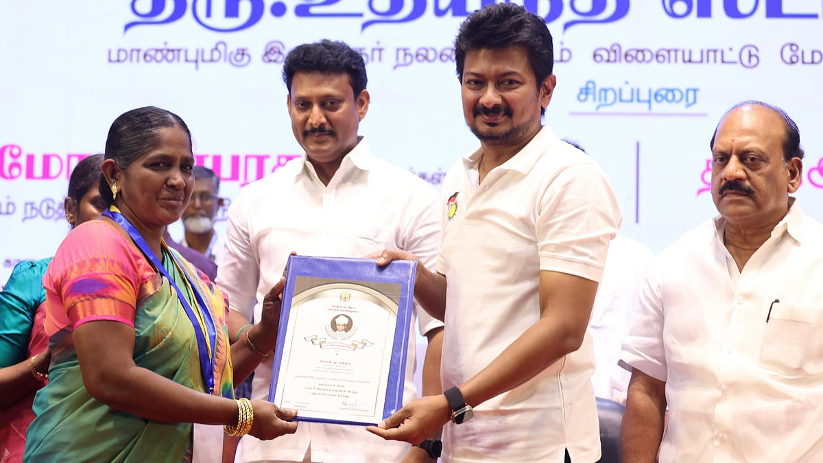 ”மாணவர்களை சிந்திக்க தூண்டும் கல்விமுறை தமிழ்நாட்டின் கல்விமுறை” : அமைச்சர் உதயநிதி ஸ்டாலின் பேச்சு!