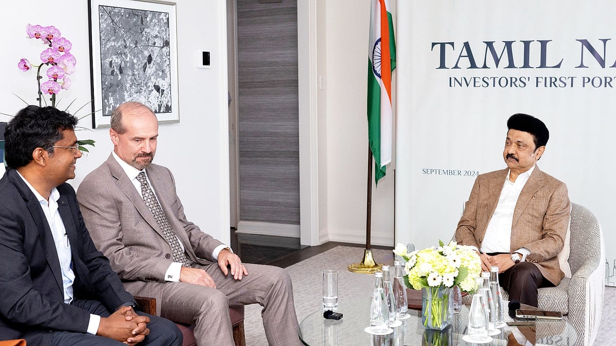 தமிழ்நாட்டில் Caterpillar நிறுவனம் ரூ.500 கோடி முதலீடு: முதலமைச்சர் முன்னிலையில் புரிந்துணர்வு ஒப்பந்தம்!