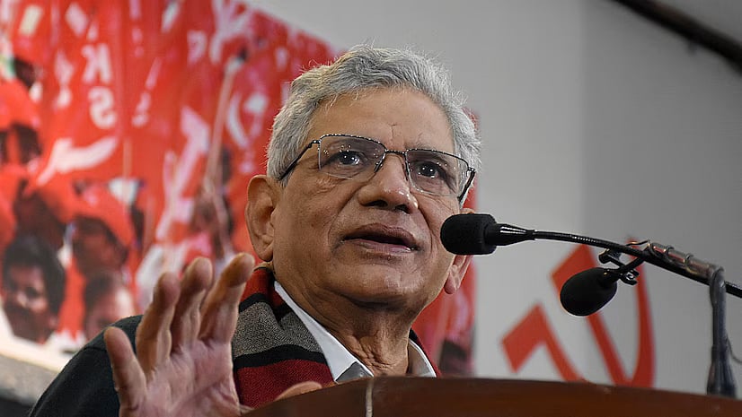 “தமிழ்நாட்டில் எனக்கு ஒரு பங்குண்டு” : தமிழ்ச் செம்மொழி மாநாட்டில் சீதாராம் யெச்சூரியின் ஆற்றிய உரை!