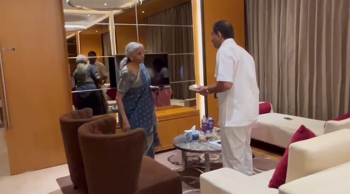 அன்னபூர்ணா விவகாரம் : ஆணவக்கூட்டத்தின் அக்கிரமங்களுக்கான சாட்சி - நிர்மலாவை விமர்சித்த முரசொலி !
