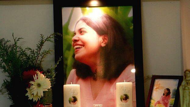 “எங்கள் துயரத்தை வேறு யாரும் அனுபவிக்கக்கூடாது” : வேலை பளுவிற்கு தன் மகளைப் பறிகொடுத்த ஒரு தாயின் கடிதம்!