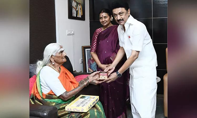 பத்மஸ்ரீ விருது பெற்ற திமுக மூத்த உறுப்பினர் பாப்பம்மாள் காலமானார் : முதலமைச்சர் மு.க.ஸ்டாலின் இரங்கல் !