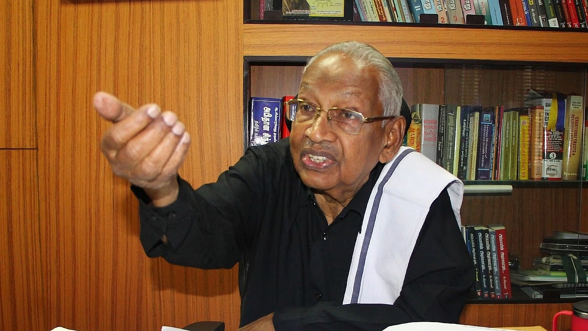 இதனால்தான் காந்தி கொல்லப்பட்டார்;  காந்தியாரைப் போற்ற காரணமும் இதுதான்... - கி.வீரமணி கூறுவது என்ன?