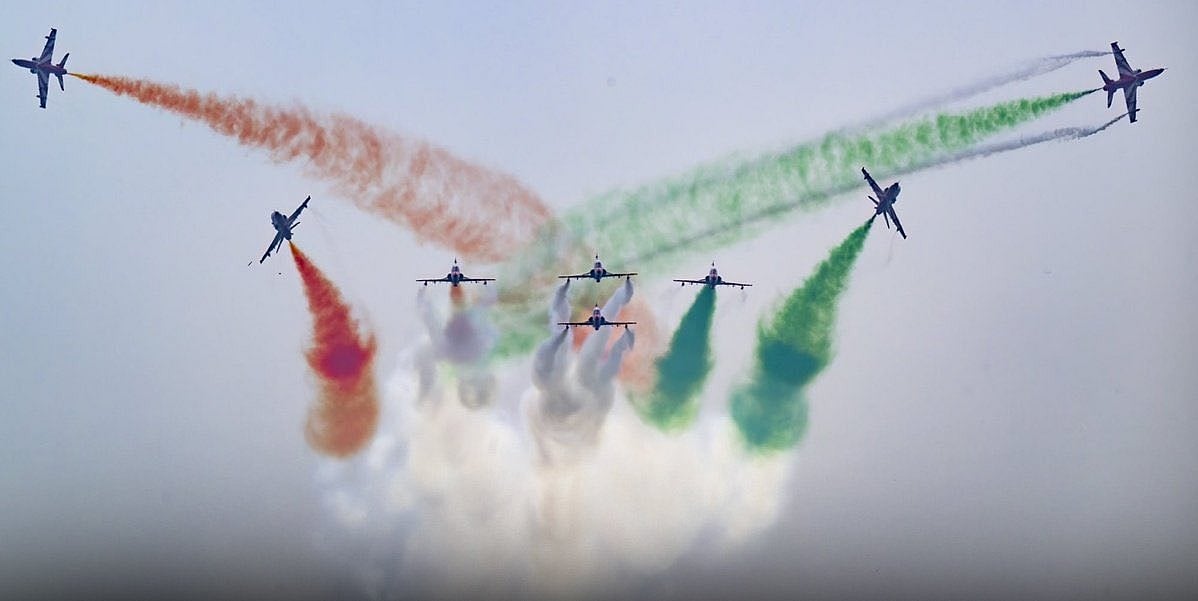 21 ஆண்டுகளுக்கு பிறகு... சென்னையில் பிரமாண்டமாக நடந்து முடிந்த விமான சாகச நிகழ்ச்சி -குவியும் பாராட்டுகள்