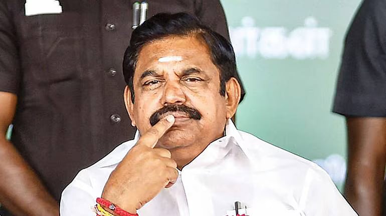 ”வதந்திகளை பரப்புவது மூத்த அரசியல் தலைவருக்கு நல்லதல்ல” : பழனிசாமிக்கு அமைச்சர் ஆர்.காந்தி பதிலடி!
