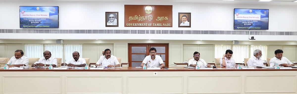வடசென்னை வளர்ச்சித் திட்டம் : அரசு அலுவலர்களுக்கு அதிரடி உத்தரவிட்ட துணை முதலமைச்சர்... விவரம் என்ன ? 
