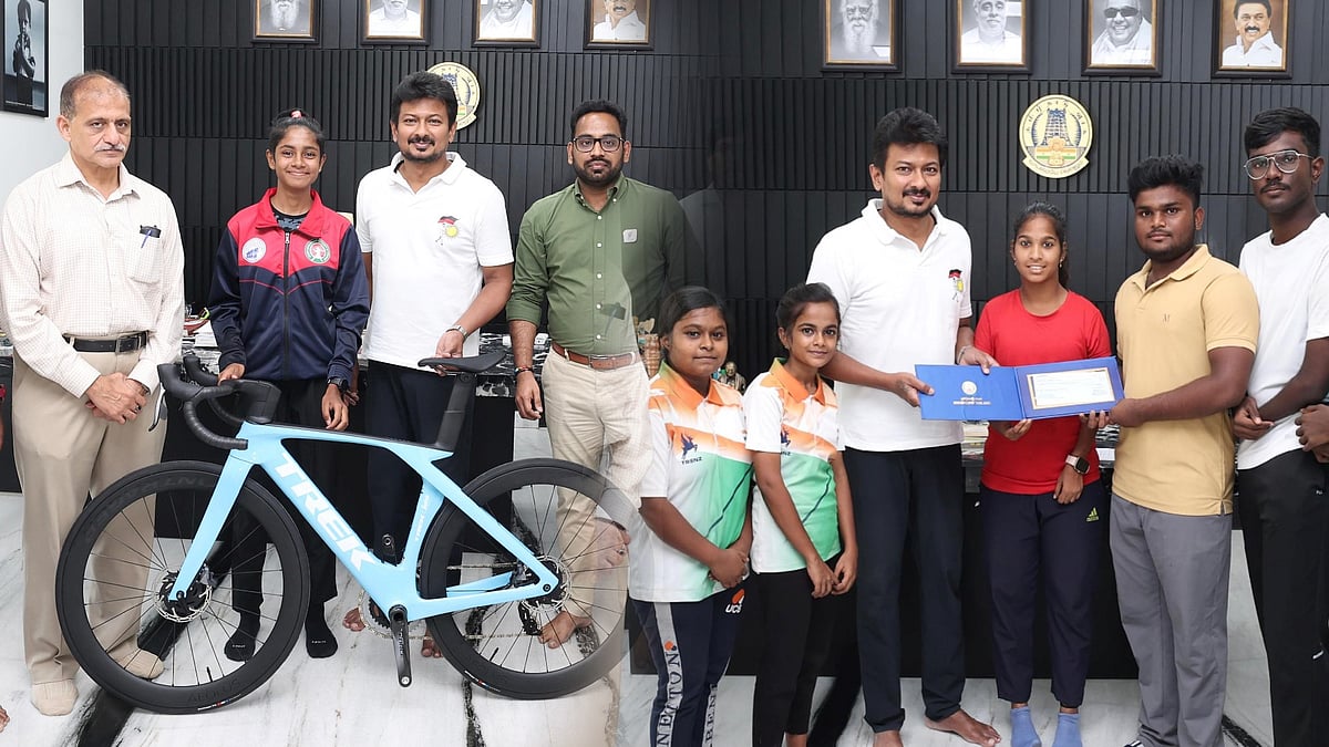 13 வீரர்களுக்கு ரூ.1 கோடிக்கான நலத்திட்ட உதவிகளை வழங்கினார் துணை முதலமைச்சர் உதயநிதி !