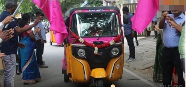 பெண்களுக்காக Pink Auto திட்டம் : யார் யார் விண்ணப்பிக்கலாம்?, இறுதி தேதி எப்போது? - முழு விவரம் !