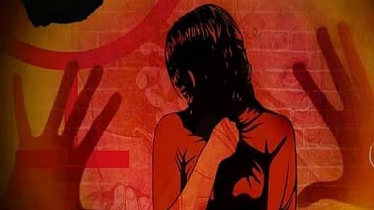 கோவிலில் வைத்து கணவரை கட்டிப்போட்டு மனைவி கூட்டு பாலியல் வன்கொடுமை : மத்திய பிரதேசத்தில் அதிர்ச்சி ! 