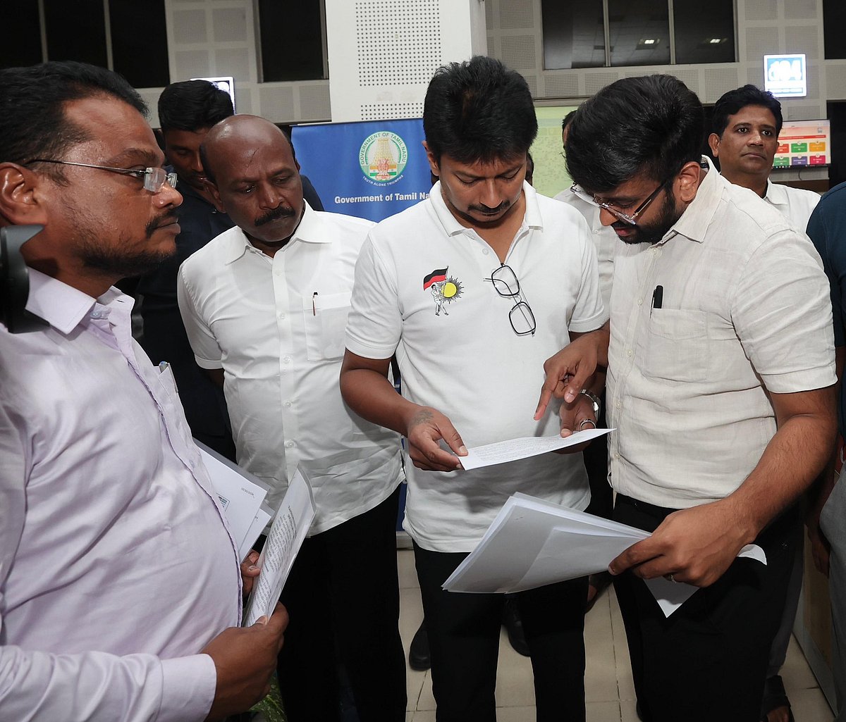 தீபாவளி... 108 அவசார கால மையத்தில் துணை முதலமைச்சர் உதயநிதி ஆய்வு !