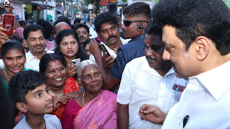 ”மக்கள் பணியே இலட்சியம் மறுபடியும் கழக ஆட்சி நிச்சயம்” : முதலமைச்சர் மு.க.ஸ்டாலின் மடல்!