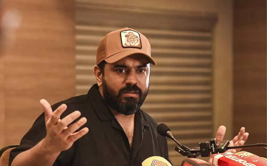 நடிகர் நிவின் பாலி மீதான பாலியல் புகார்: ஆதாரம் இல்லாததால் FIR-ல் இருந்து பெயர் நீக்கம்... பின்னணி என்ன ?