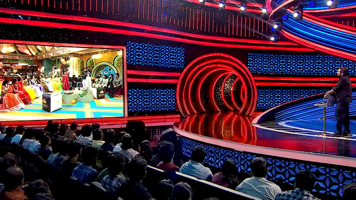 BB 8 - Awkward ஆ இருந்தது : சௌந்தர்யா குறித்து சத்யா சர்ச்சை பேச்சு : வறுத்தெடுத்த விஜய் சேதுபதி... 