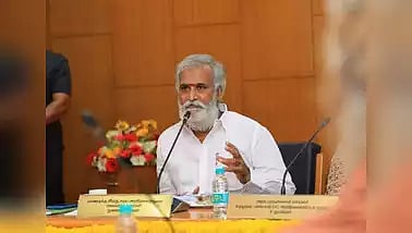 இந்து சமய அறநிலையத்துறை கட்டுப்பாட்டில் சூரியனார் கோயில் ஆதீன மடம்? : அமைச்சர் சேகர் பாபு விளக்கம்!