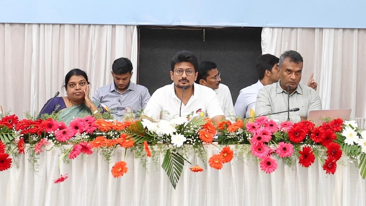 ”மக்களின் கோரிக்கைகளை உடனே நிறைவேற்ற வேண்டும்” : அதிகாரிகளுக்கு துணை முதலமைச்சர் அறிவுறுத்தல்! 