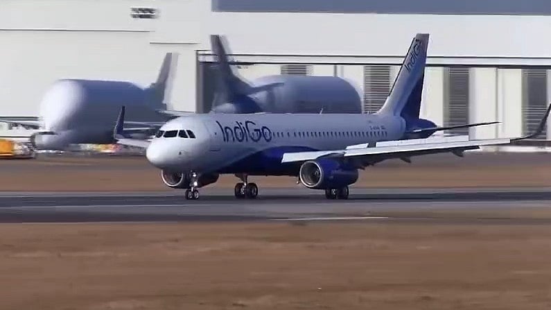 நடுவானில் தொழில்நுட்ப கோளாறு : அவசர அவசரமாக தரையிறங்கிய விமானம் - சென்னை விமான நிலையத்தில் பரபரப்பு!