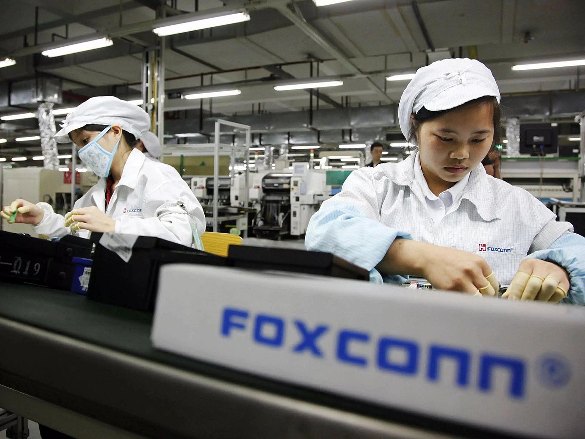 ரூ.1,792 கோடியில் ஸ்ரீபெரும்புதூரில் Foxconn நிறுவன ஆலை விரிவாக்கம்... 20 ஆயிரம் பேருக்கு வேலைவாய்ப்பு!