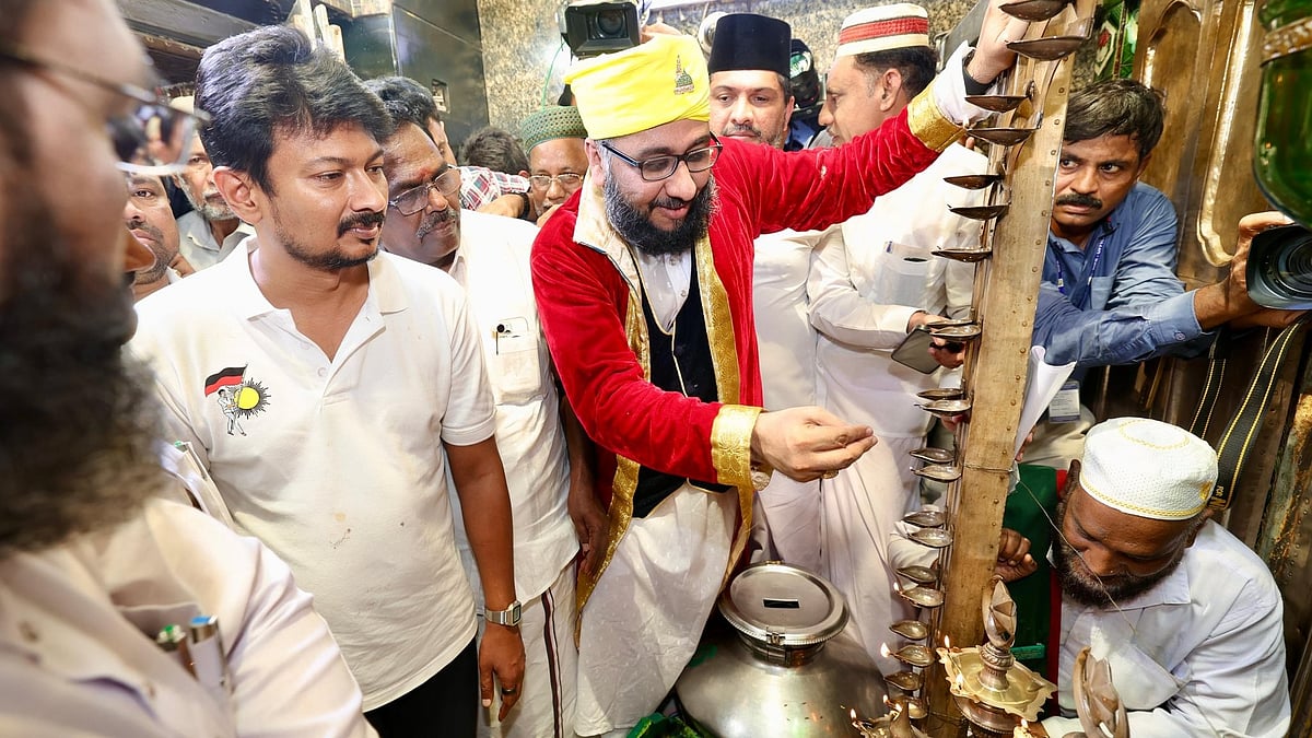 நாகூர் சந்தனக்கூடு திருவிழா ஏற்பாடுகள்! : நேரில் ஆய்வு செய்தார் துணை முதலமைச்சர் உதயநிதி ஸ்டாலின்!