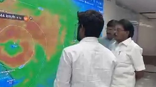 தமிழ்நாட்டிற்கு அதிகனமழை எச்சரிக்கை : தயார்நிலையில் 2229 நிவாரண மையங்கள்!