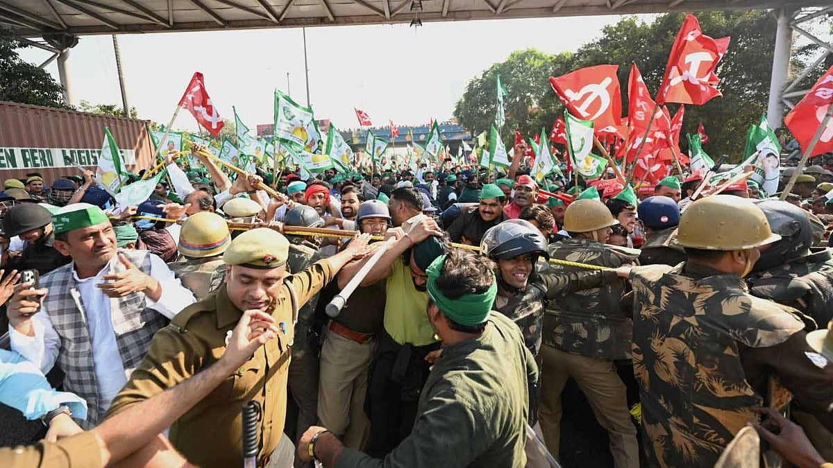 மீண்டும் விவசாயிகள் போராட்டம் : டெல்லியை நோக்கி முன்னேறும் உ.பி. விவசாயிகள் ! 