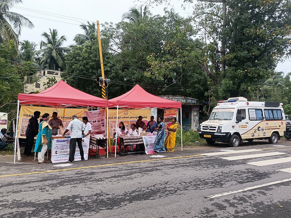 விழுப்புரம் : வெள்ளம் பாதித்த பகுதிகளில் 146 இடங்களில் மருத்துவ முகாம் - தமிழ்நாடு அரசு துரித நடவடிக்கை!