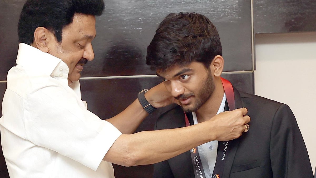 “குகேஷின் வெற்றியினால் தமிழ்நாடு பெருமை கொள்கிறது” : முதலமைச்சர், துணை முதலமைச்சர் புகழாரம்!