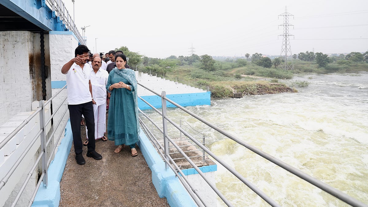 ”பொதுமக்கள் அச்சமடைய தேவையில்லை” : செம்பரம்பாக்கம் ஏரியை ஆய்வு செய்த துணை முதலமைச்சர் உதயநிதி! 