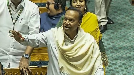 ”சகோதரத்துவம், மதச்சார்பின்மை என்றாலே ஒன்றிய அரசுக்கு ஒவ்வாமை” : டி.ஆர்.பாலு MP குற்றச்சாட்டு! 