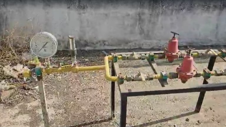 திருடப்பட்ட ஆக்சிஜன் குழாய்கள்: மூச்சு விட முடியாமல் உயிரிழந்த குழந்தைகள்: ம.பி மருத்துவமனையில் கொடூரம் !