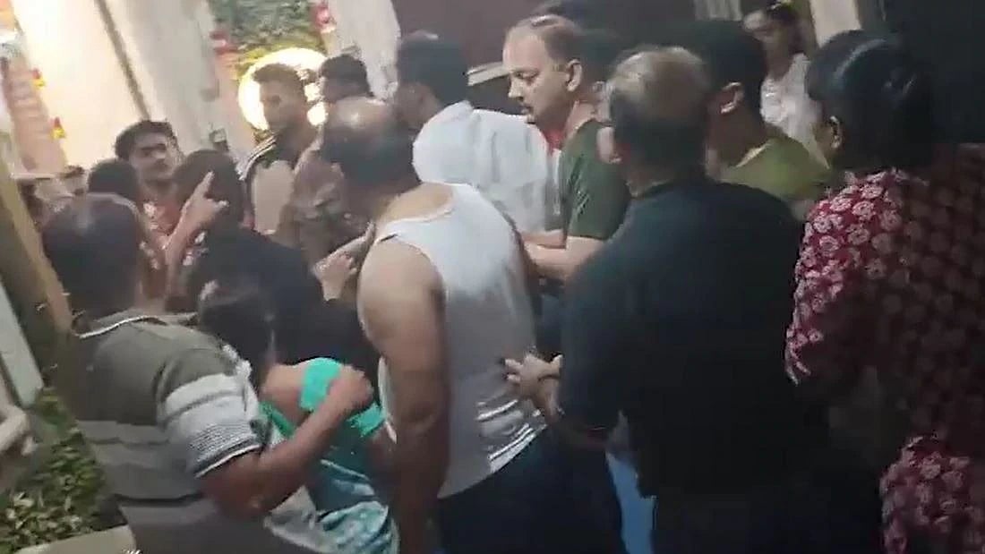 சொந்த மண்ணிலே மராத்தியர்கள் மீது அடக்குமுறை.. மகாராஷ்டிரா சட்டமன்றம் வரை ஒலித்த ஊதுபத்தி சண்டை - பின்னணி?