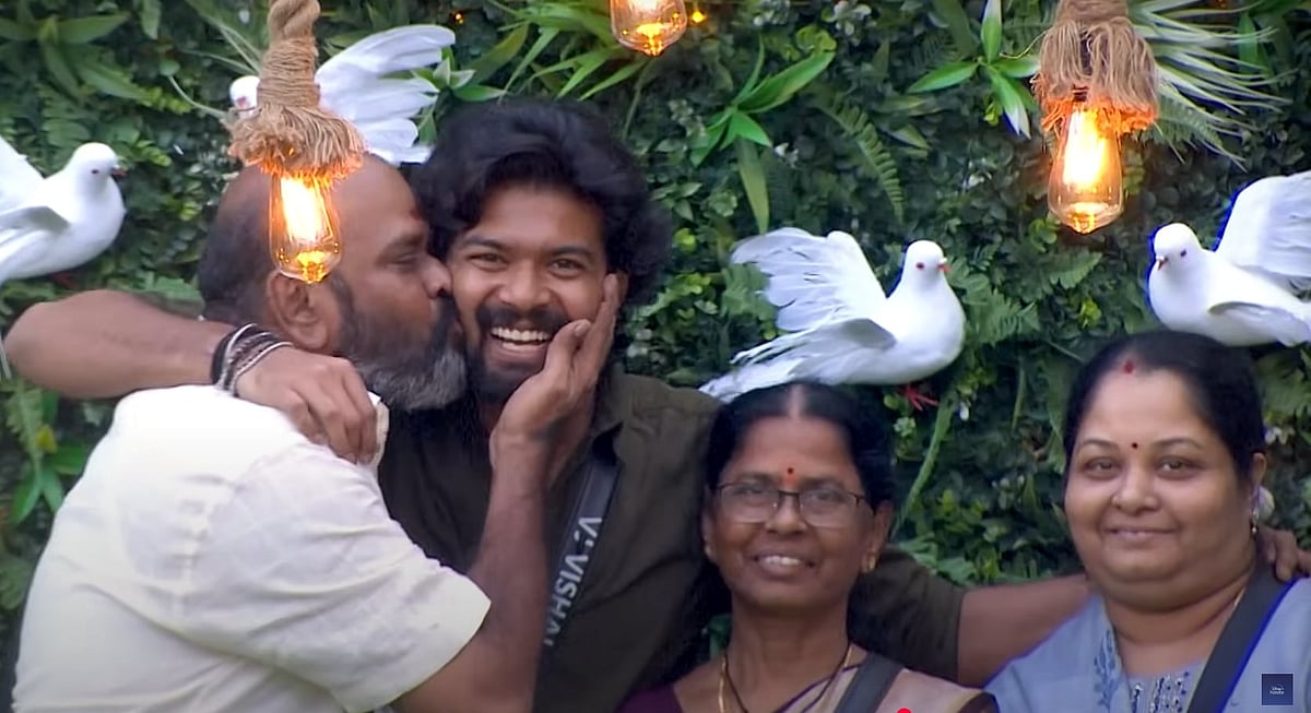 BB 8 Freeze task: ஒரு பக்கம் emotional, மற்றொரு பக்கம் குடும்பத்தினர் advice; விசாரிக்கும் விஜய் சேதுபதி!