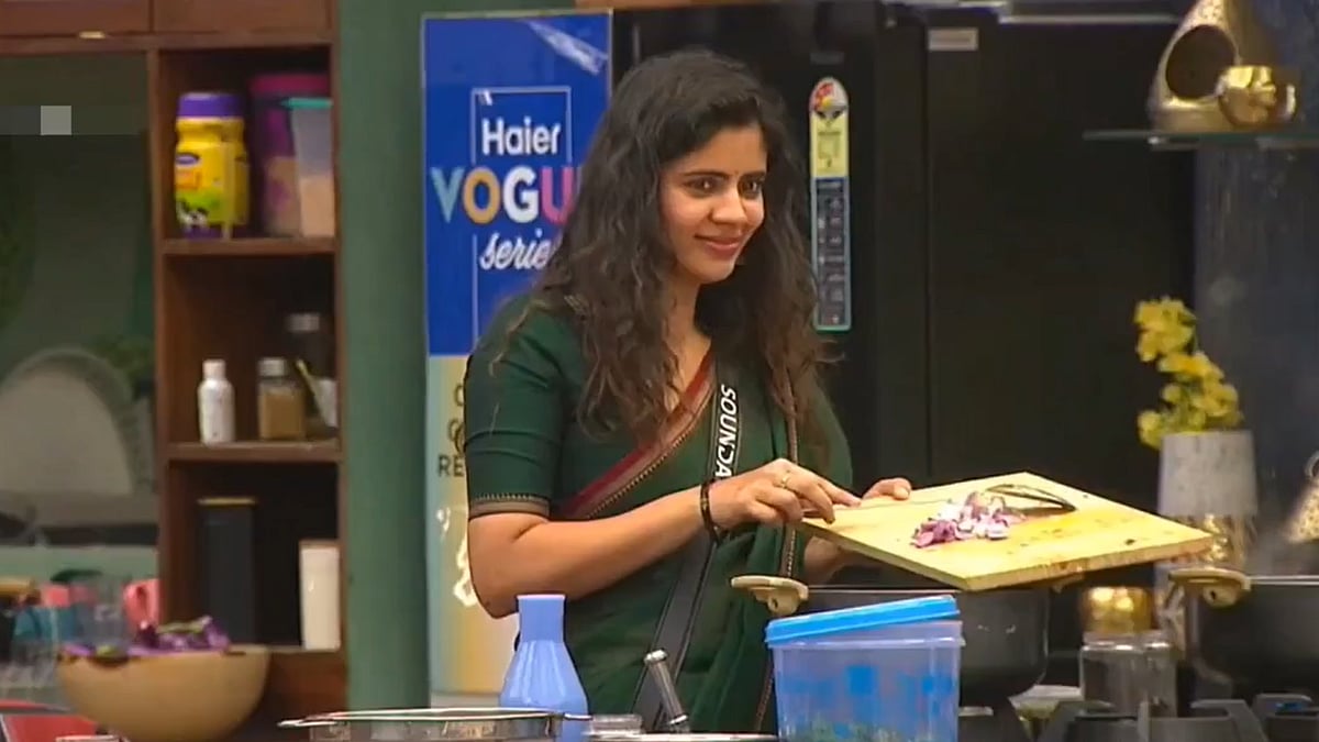 BB 8 Freeze task: ஒரு பக்கம் emotional, மற்றொரு பக்கம் குடும்பத்தினர் advice; விசாரிக்கும் விஜய் சேதுபதி!