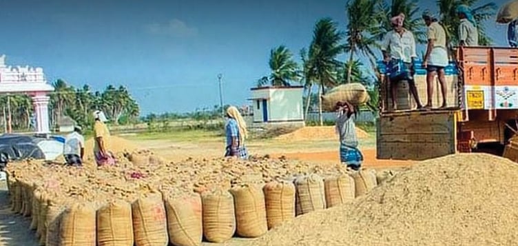 வறுமை ஒழிப்பில் தமிழ்நாடு இந்தியாவில் முதலிடம் : ஒன்றிய அரசின் ஆய்வு அறிக்கைகள் பாராட்டு!