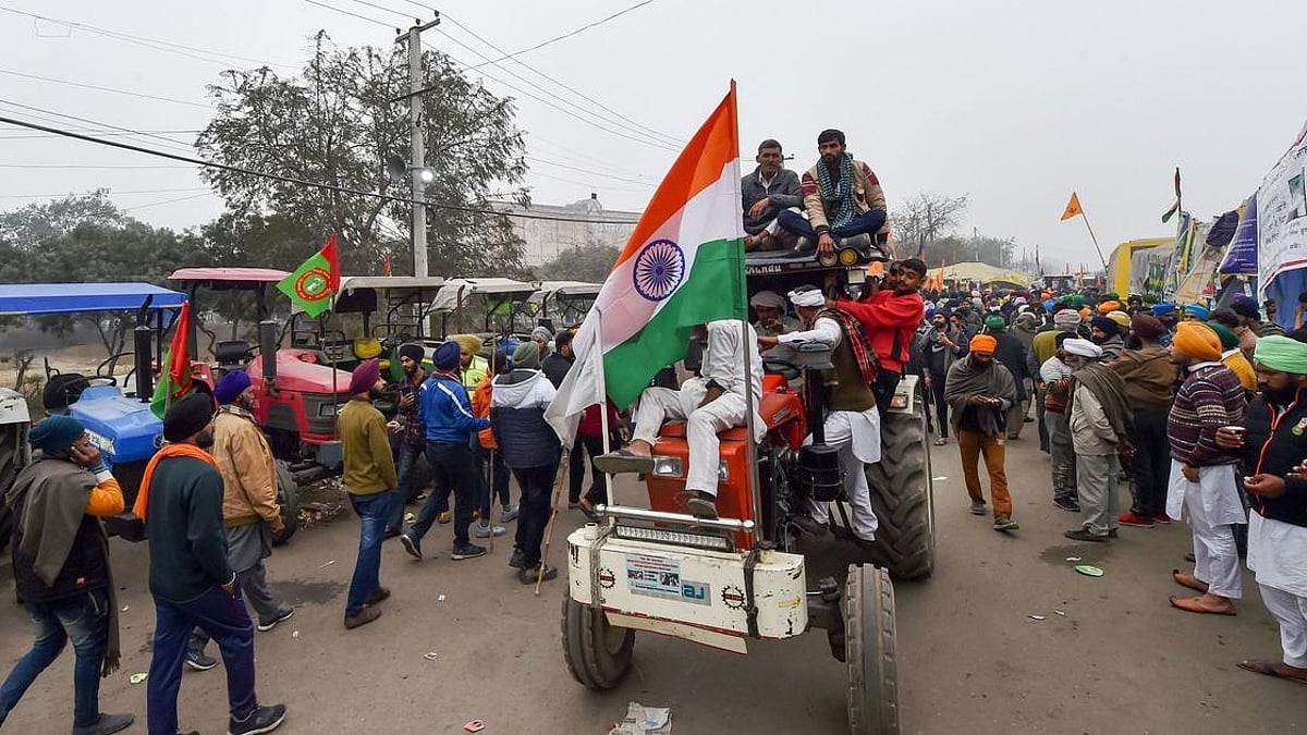 பிரதமர் மோடி தனது சர்வாதிகார அணுகுமுறையை கைவிட வேண்டும் : குடியரசு தினத்தன்று விவசாயிகள் பேரணி!