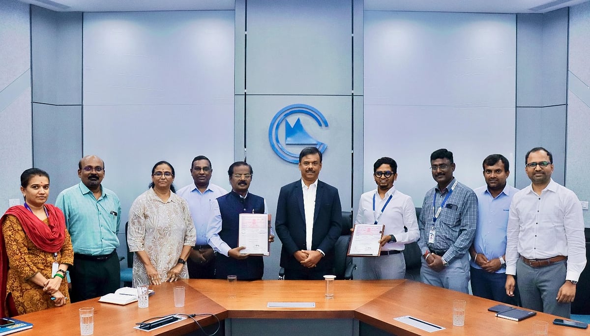 ரூ.350 கோடி மதிப்பீட்டில் சென்னை சென்ட்ரல் கோபுரம் : ஒப்பந்தம் கையெழுத்தானது!